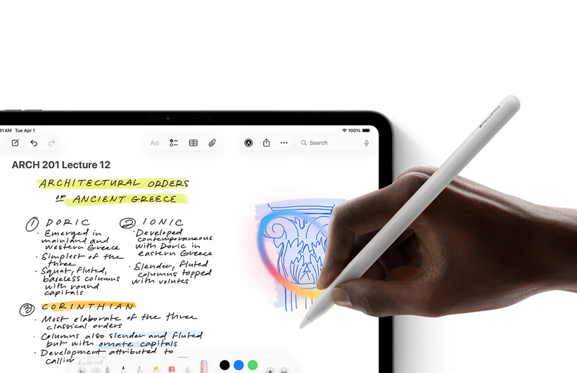 Mão a segurar o Apple Pencil e a desenhar um círculo à volta de um esboço na app Notas no iPad