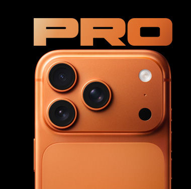 Vista trasera del tercio superior de un iPhone 17 Pro en naranja cósmico que muestra las tres cámaras de 48 Mpx.