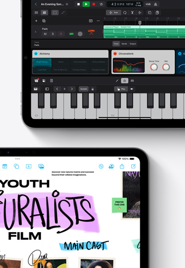 Hai chiếc iPad đang hiển thị ứng dụng LogicPro và Freeform.