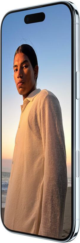 Vista traseira do iPhone Air azul-céu, sistema de câmara principal Fusion em relevo no topo
